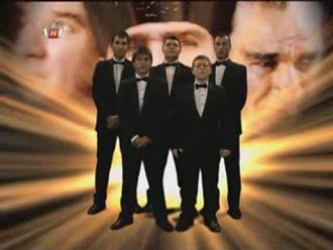 Genç Türk Marsi - Min - T by Aluxton