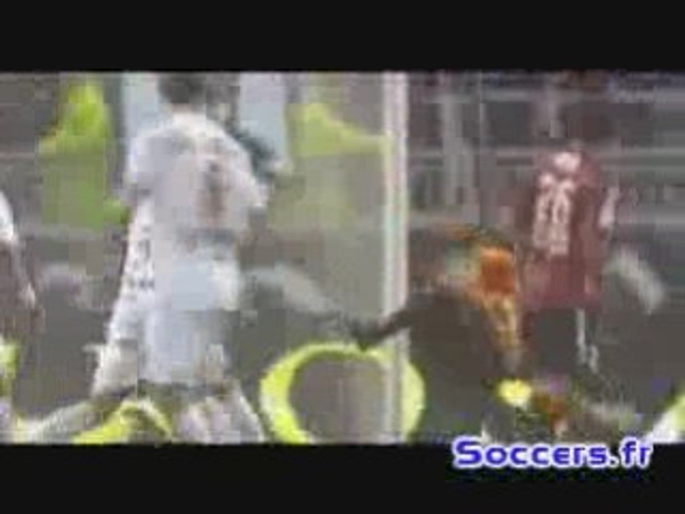 Magnifique Coup-Franc de Juninho lors du match Lyon-Nice 3-2