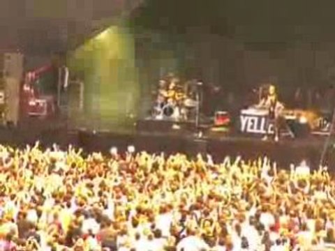 04.07.09 - Parc Des Princes - 1er Parties : Yelle