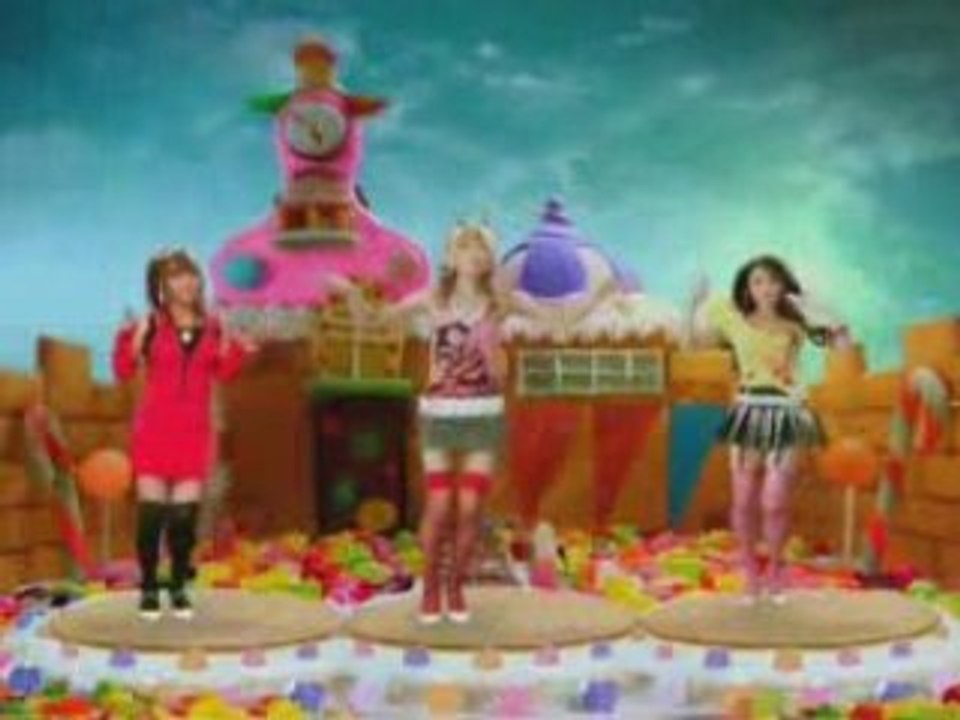 Gyaruru - Boom Boom Meccha Maccho jdollz