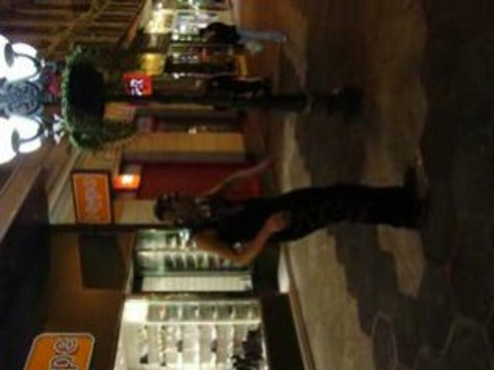 un niké ce michael jackson !!! à Nice mdr