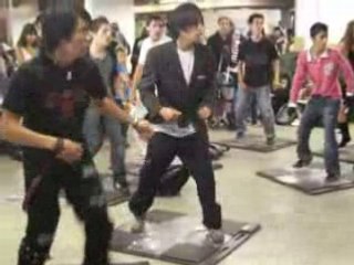 Paris manga Dance Dance Revolution