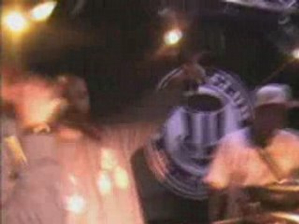 Dj Raym's & Million Stylez Miss Fatty Live Au Gibus