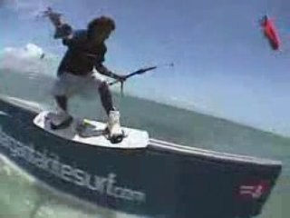 Cool Kiteboarding Video from GlobalGifter