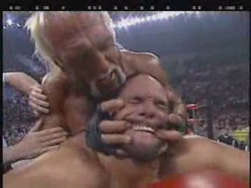 WCW Nitro - Hulk Hogan vs Randy Savage