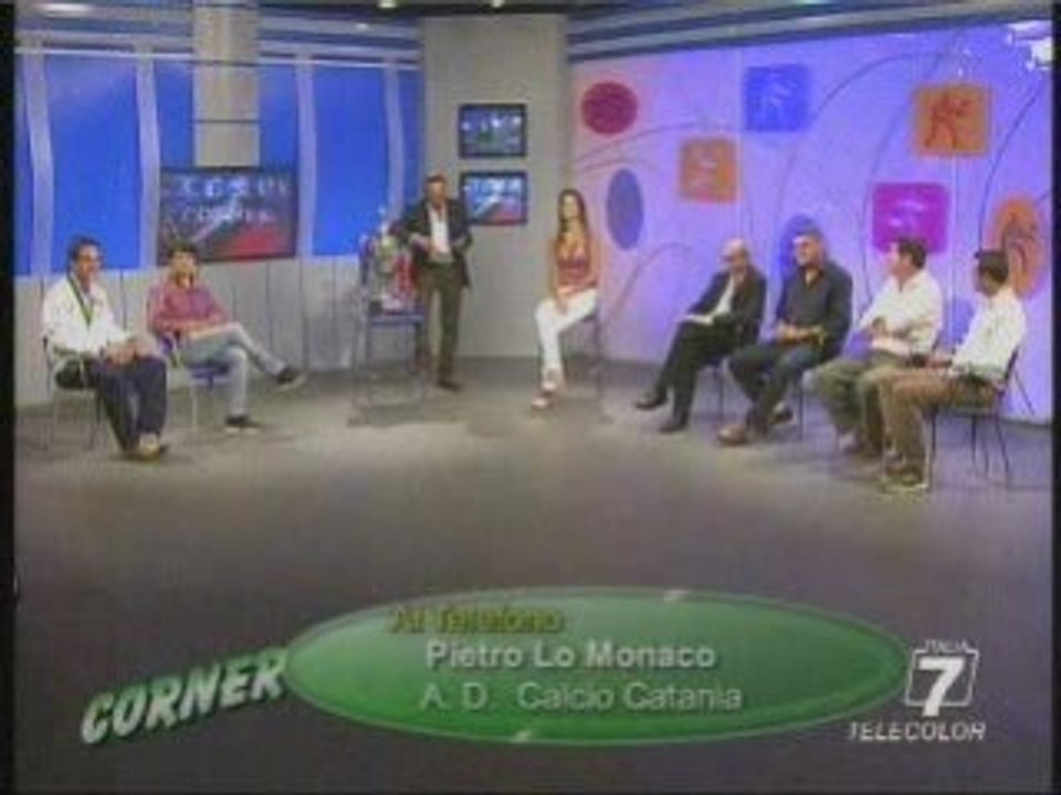 Lo Monaco a Corner