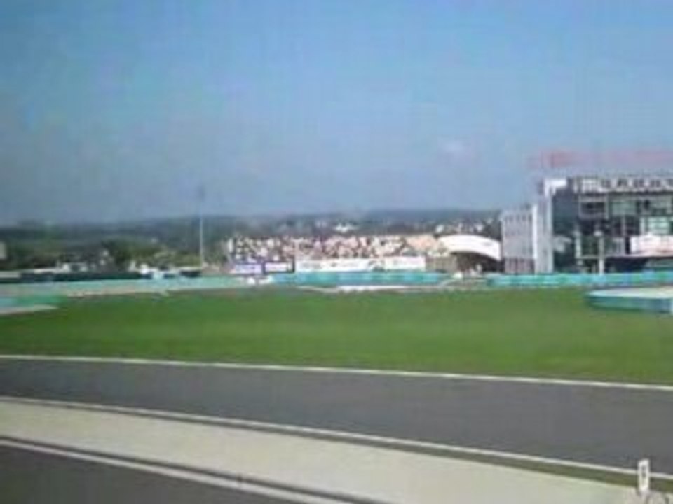 Bol d'or course jour courbe stands