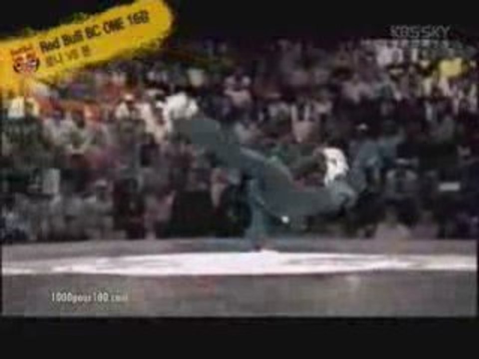 Ronnie_vs_Born_At_Red_Bull_BC_One_2005