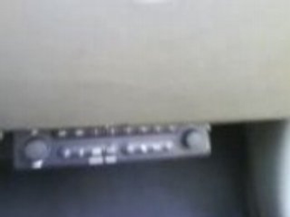 Clio 2 - GPS carminat guidage déporté sous la BAG