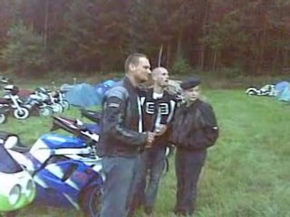 Joyeux Anniversaire DE BOIISSSSSSSSSSSSS!!!!