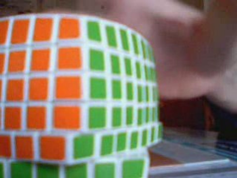 V-cube
