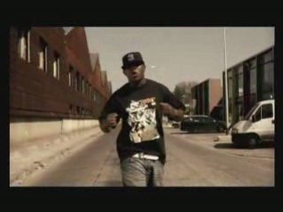 Salif clip "Spéciale dédicace" album "Boulogne Boy"