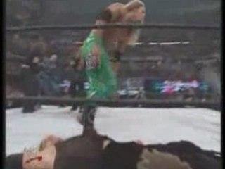 Wrestlemania 16 - Triangle Ladder Match 1_3