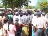 Sri Lankan Tamils block UN withdrawal