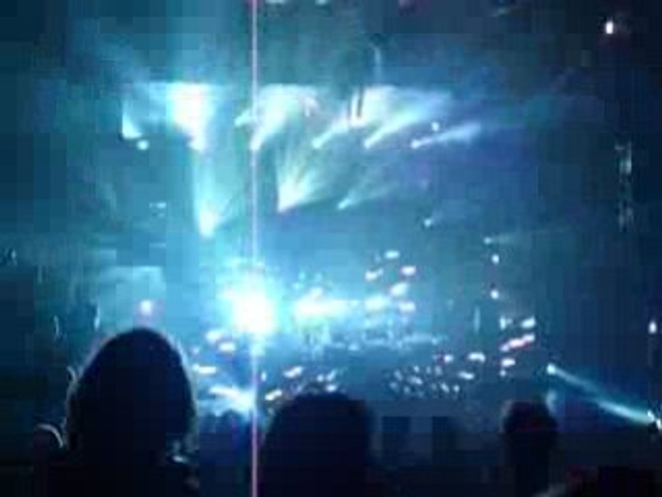 Birdy Nam Nam @ Olympia 01