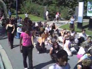 Biennale de la danse DANS LES TEMPS répète BRON