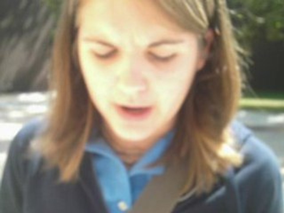 Lindsey D reads Strolling a poem by David Hart hartistry