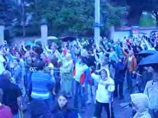 Biennale de la danse DANS LES TEMPS répète centre BRON