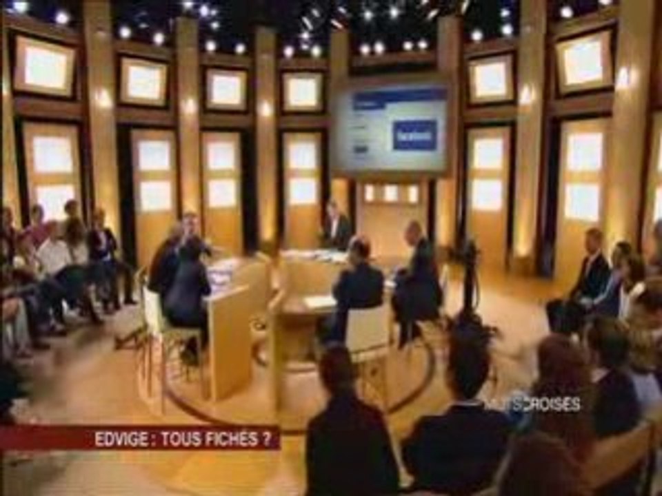 Edvige Tous Fichés, extraits mots croisés
