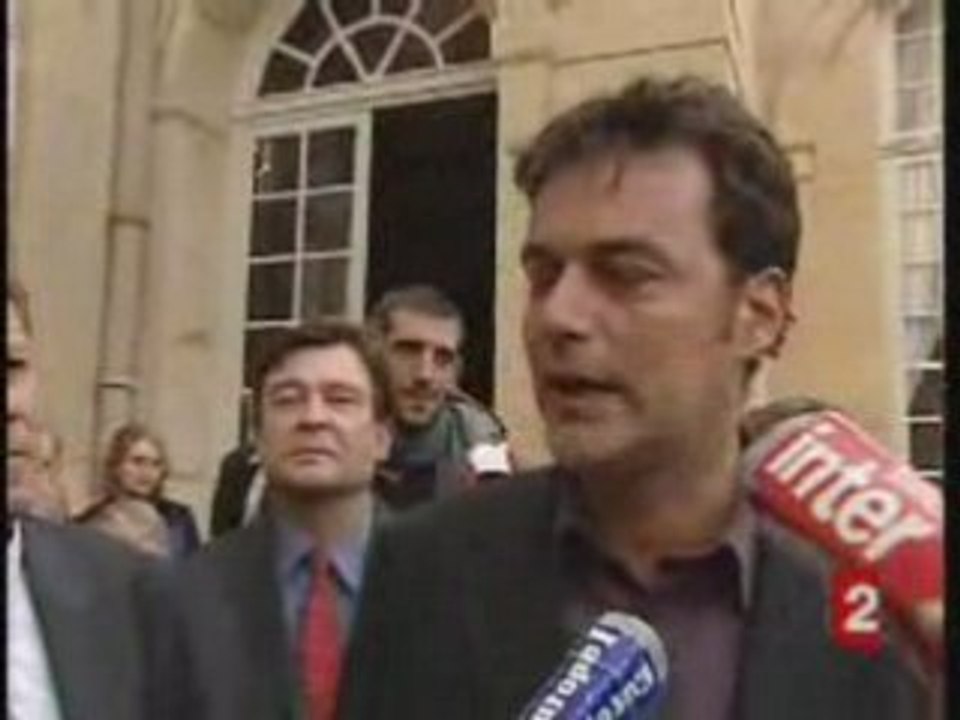 Le collectif des associations unies à Matignon 2008