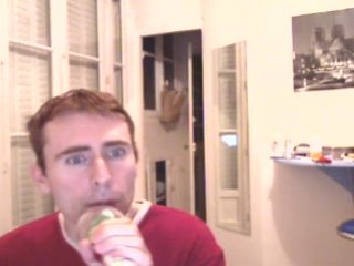 Wiwi égratigne "Tout le bonheur du monde"