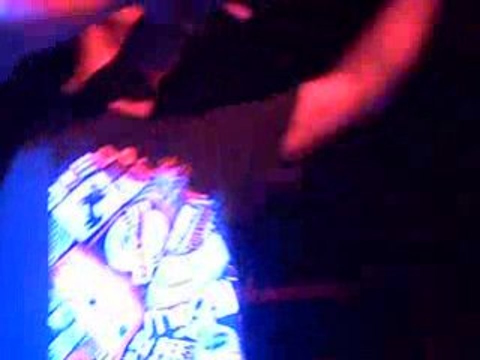 rouge a  lèvres au rex le 17/09/08