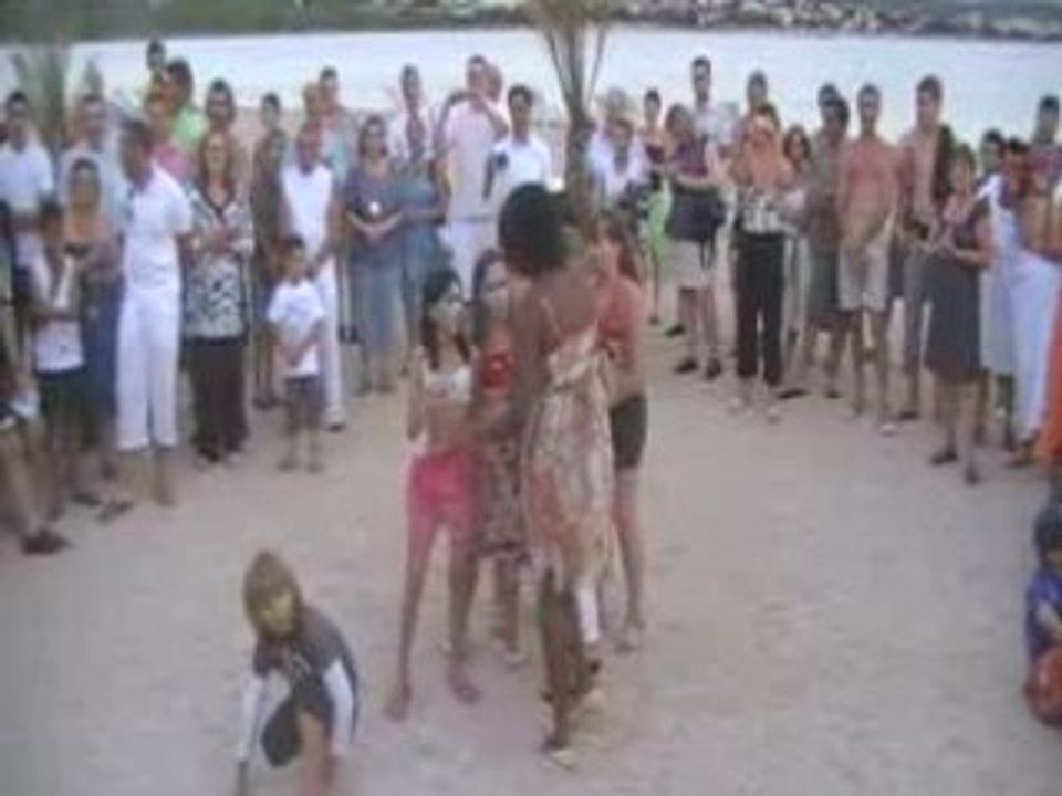 1. chant, choré des enfants