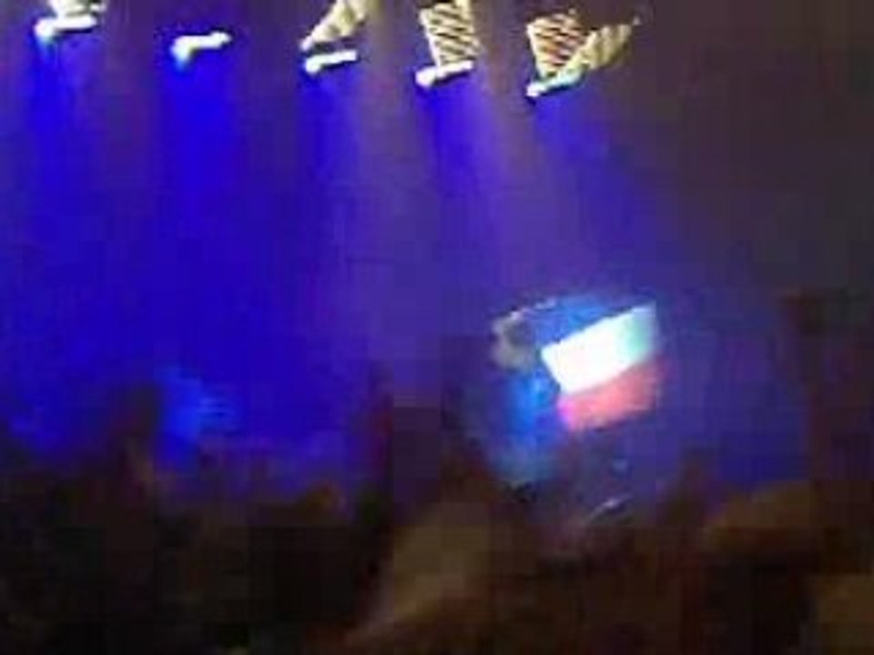 Concert Snoop Zenith Paris 15/09/2008 Drapeau France !!!