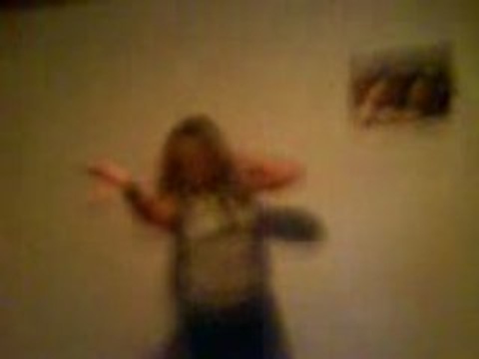 demo emeline tecktonik