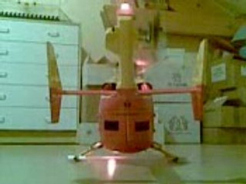 BK 117 RC STATIQUE  / PORTES SOUTE