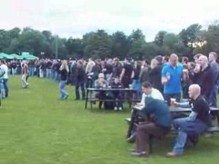 standing in a line for a beer on metallica dublin