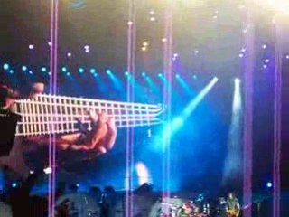 metallica in dublin robert on bass guitar