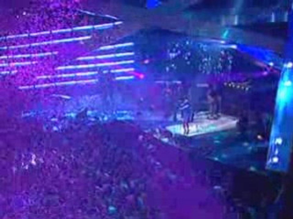 PussyCat Dolls steal the show at Vodafone Live Music Awards