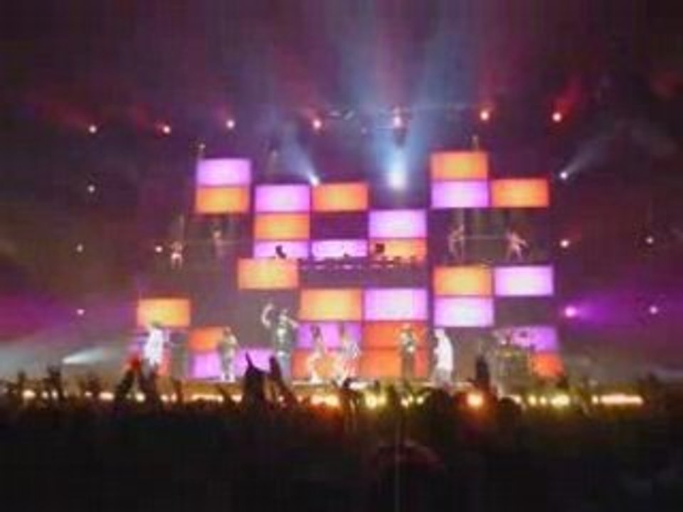 Suprême NTM live à Bercy : Ma Benz