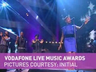 Estelle at the Vodafone Live Music Awards