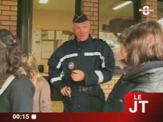 TV 8 Mont-Blanc -  Les jeunes visitent  l'hôtel de police de Chambéry