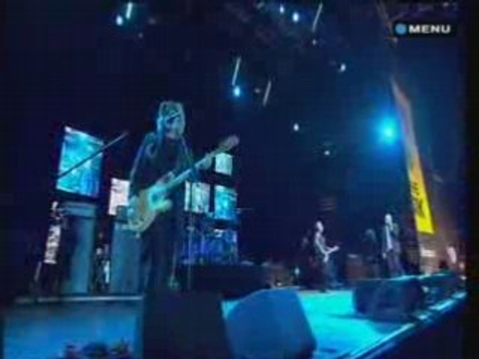 REM - Man On The Moon T In The Park 08