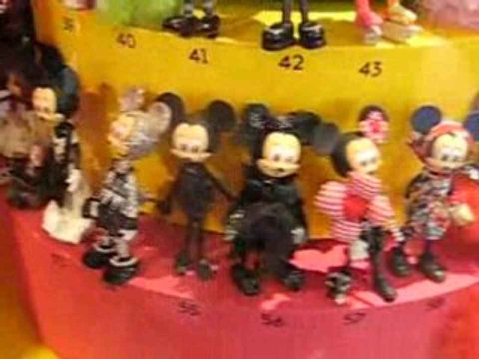 Vitrine Asiatic Galerie Lafayette