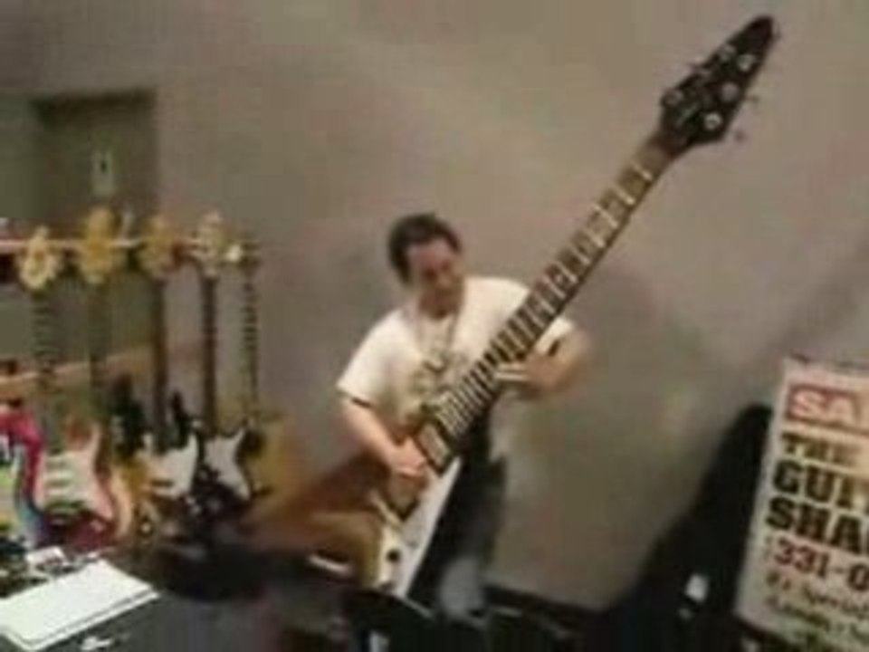 Dev Gitar (!!!! İnalılır Gibi Değil)