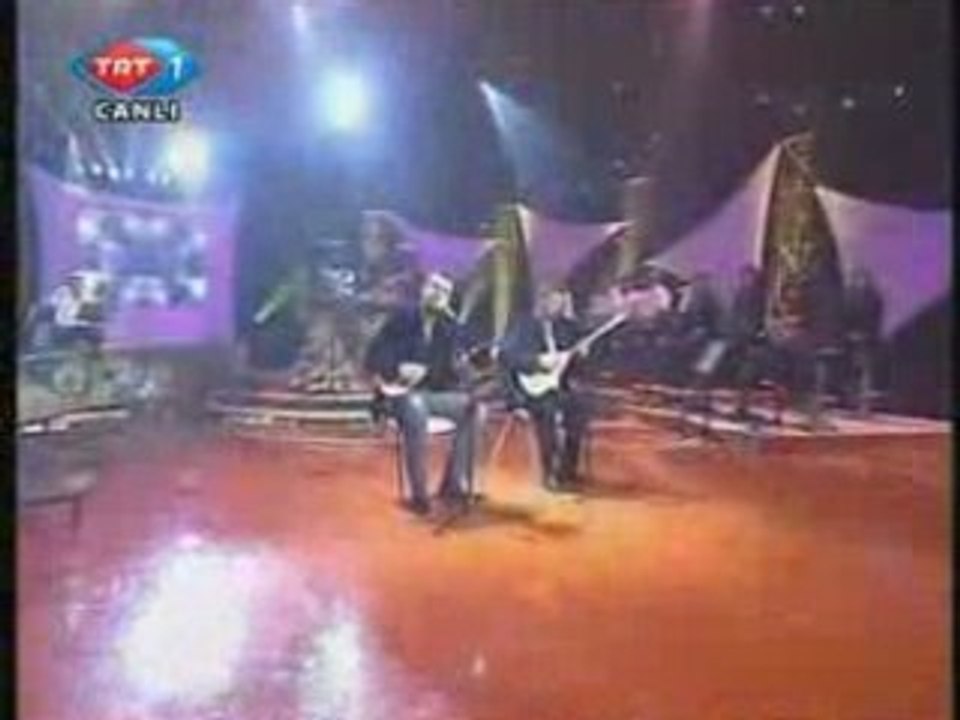 (Onur Şan, Ahmet Turan Şan)