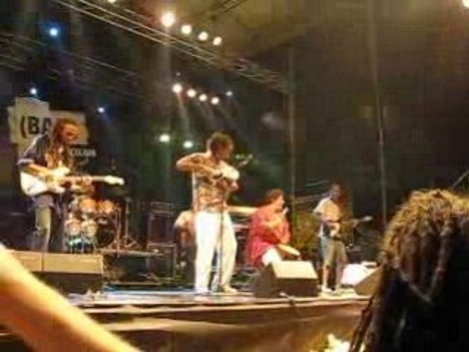 dub incorporation 19/09/2008 barcelona fete de la merce sui2