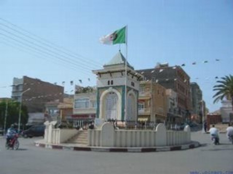 MAGHNIA PORT SAY FRONTIERE