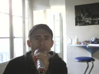 Wiwi égratigne "éteins la lumière"