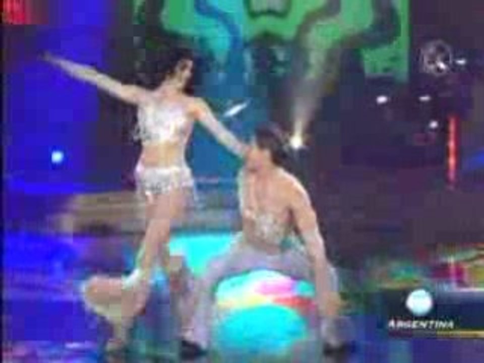 Laura Fidalgo - Samba brasilera - Bailando Internacional