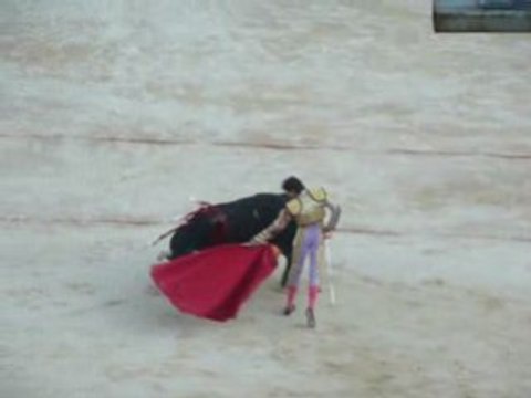 Corrida Sébastien Castella seul contre 6+1 - Nimes 2008