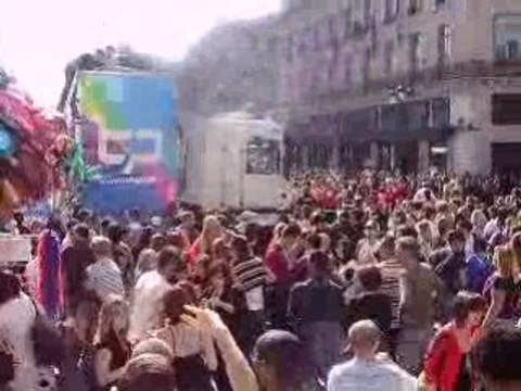 TECHNO PARADE 2008 PARIS EN DIRECT