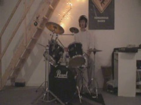 Simple Plan - Addicted