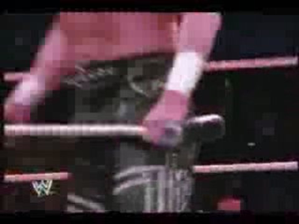 Smackdown 9 19 08 Shawn Michales take the slege hammer