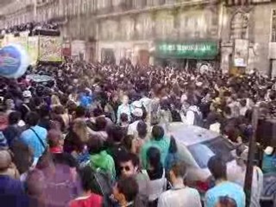 TECHNO PARADE 2008  PARIS AVEC BOB SINCLAR !