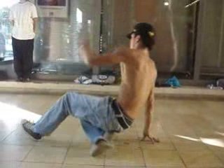 bboy mika du 32 training